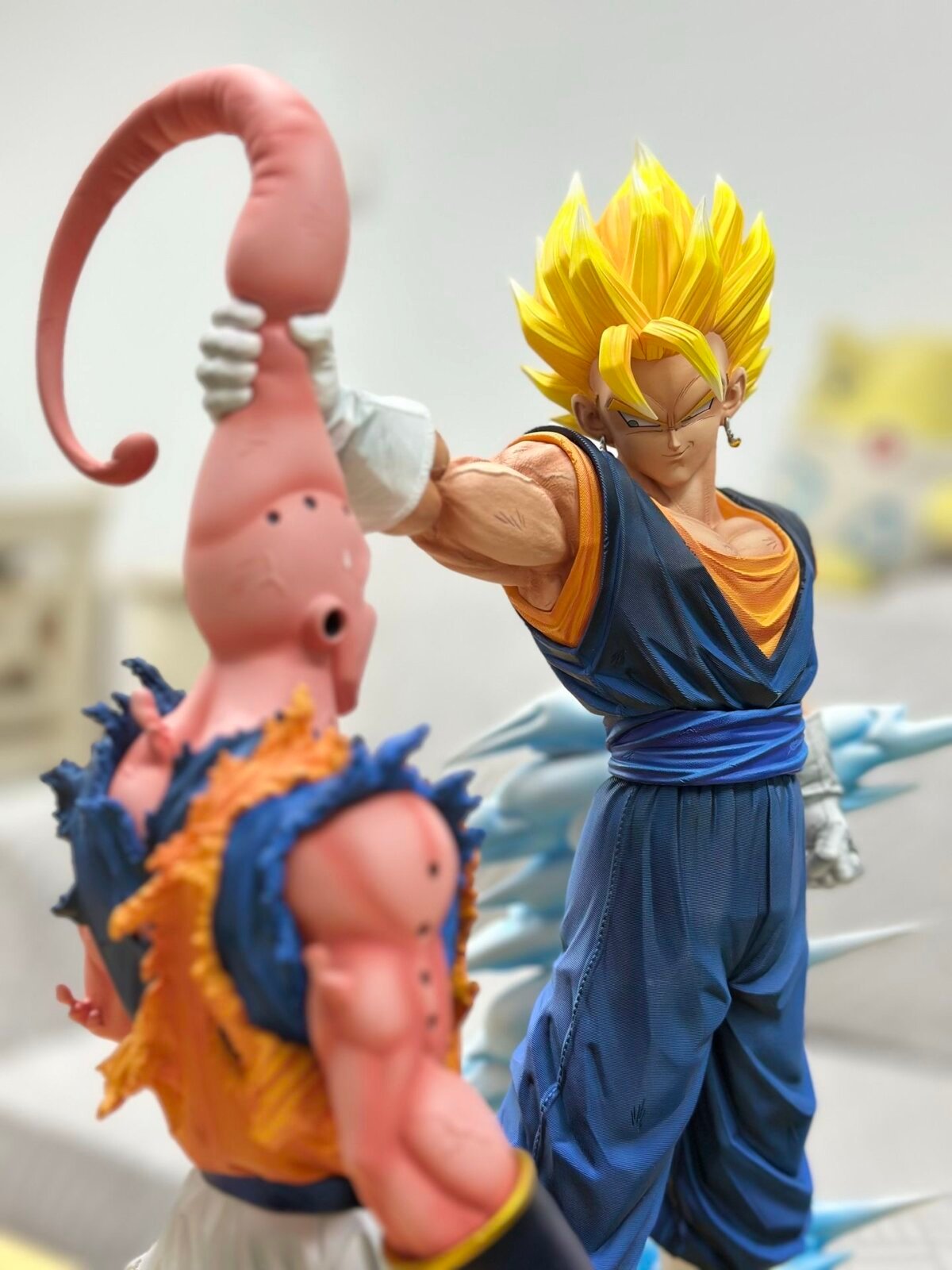 Clouds - Vegito VS Buuhan 1/6 Clouds - Vegito VS Buuhan 1/6 | anime figure Vegito VS Buuhan Statue