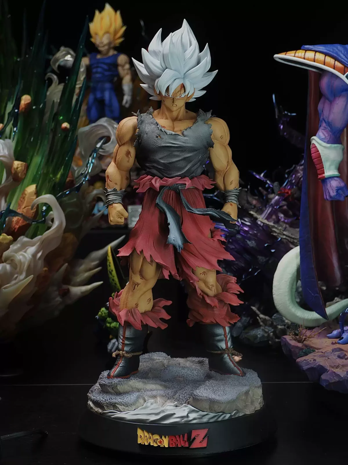 JMY - SSJ Goku Statue 1/6 JMY - SSJ Goku Statue 1/6 | anime collectible