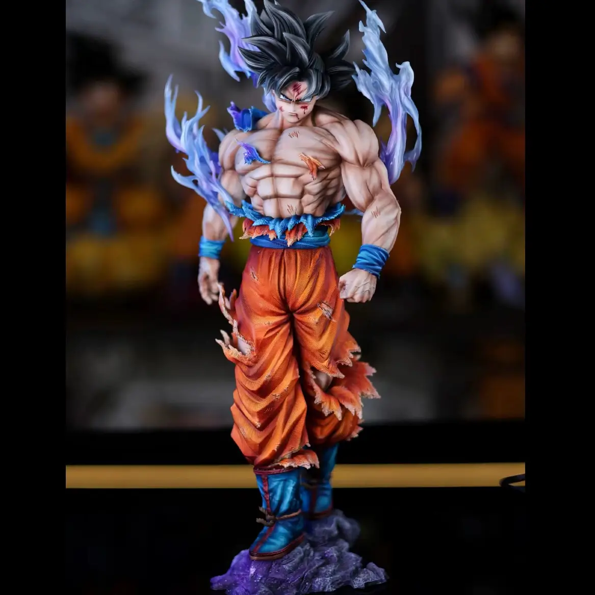 YunQi - Goku UI 1/6 | anime figure