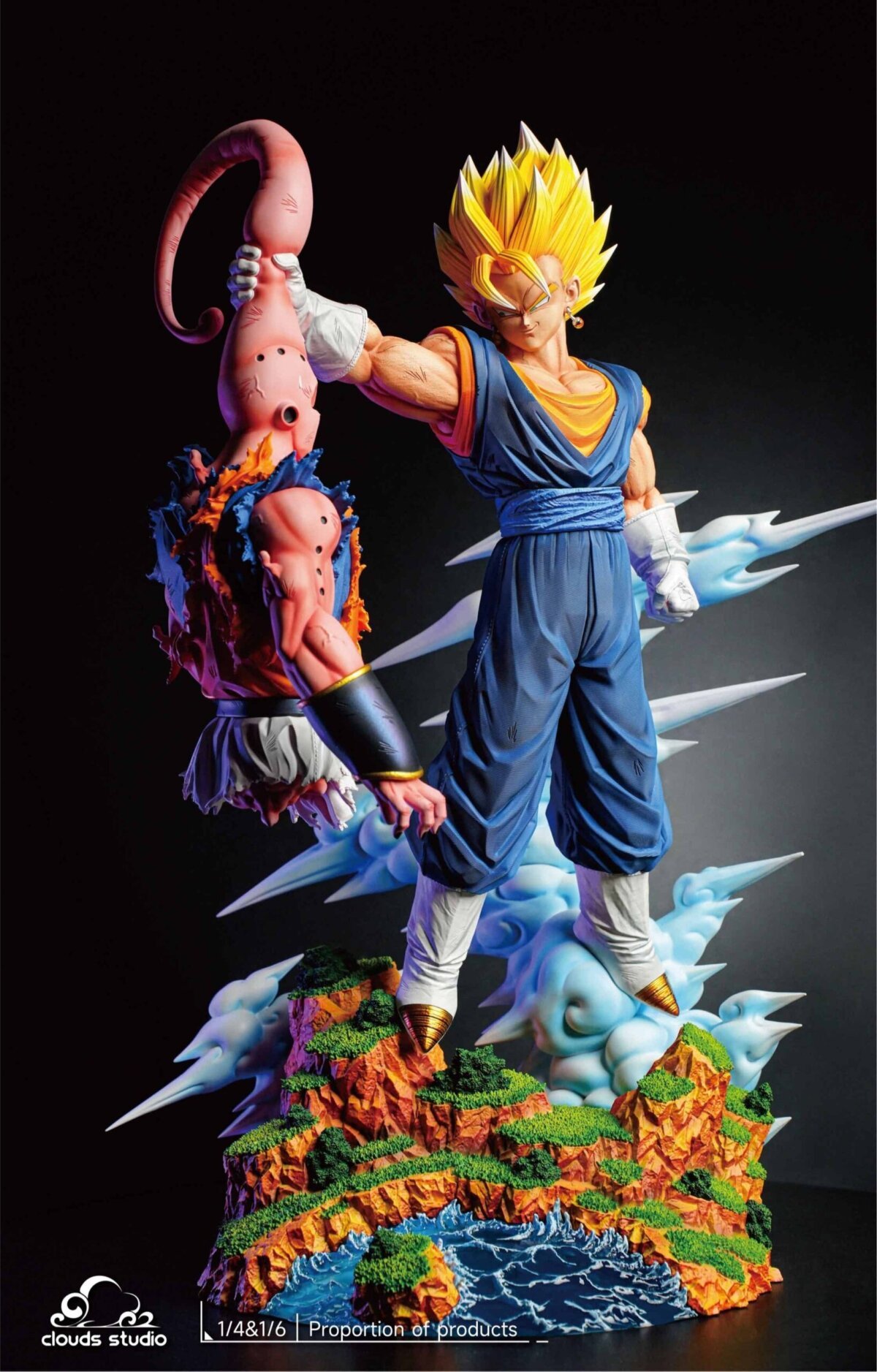 Clouds - Vegito VS Buuhan 1/6 Clouds - Vegito VS Buuhan 1/6 | anime collectible - Clouds - Vegito VS Buuhan 1/4 Scale Black Display Base