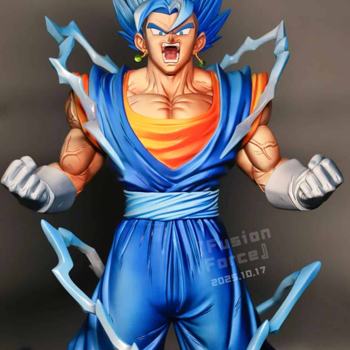 Fusion & Force Studio - Vegito Statue 1/6 | anime collectible