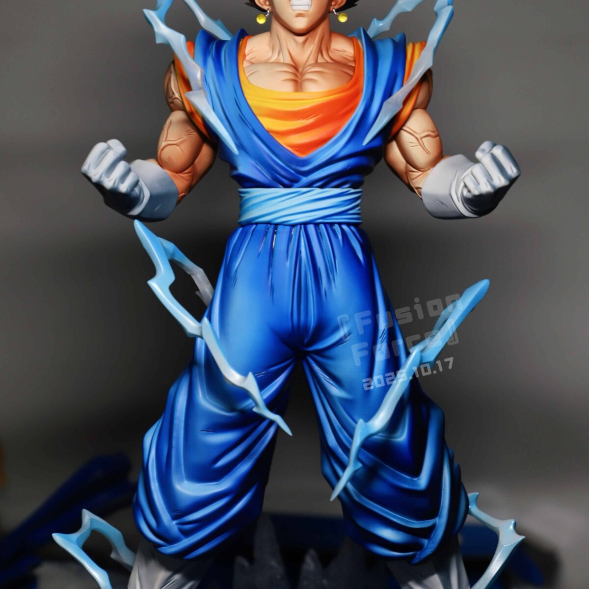 Fusion & Force Studio - Vegito 1/6 Fusion & Force Studio - Vegito 1/6 | anime collectible