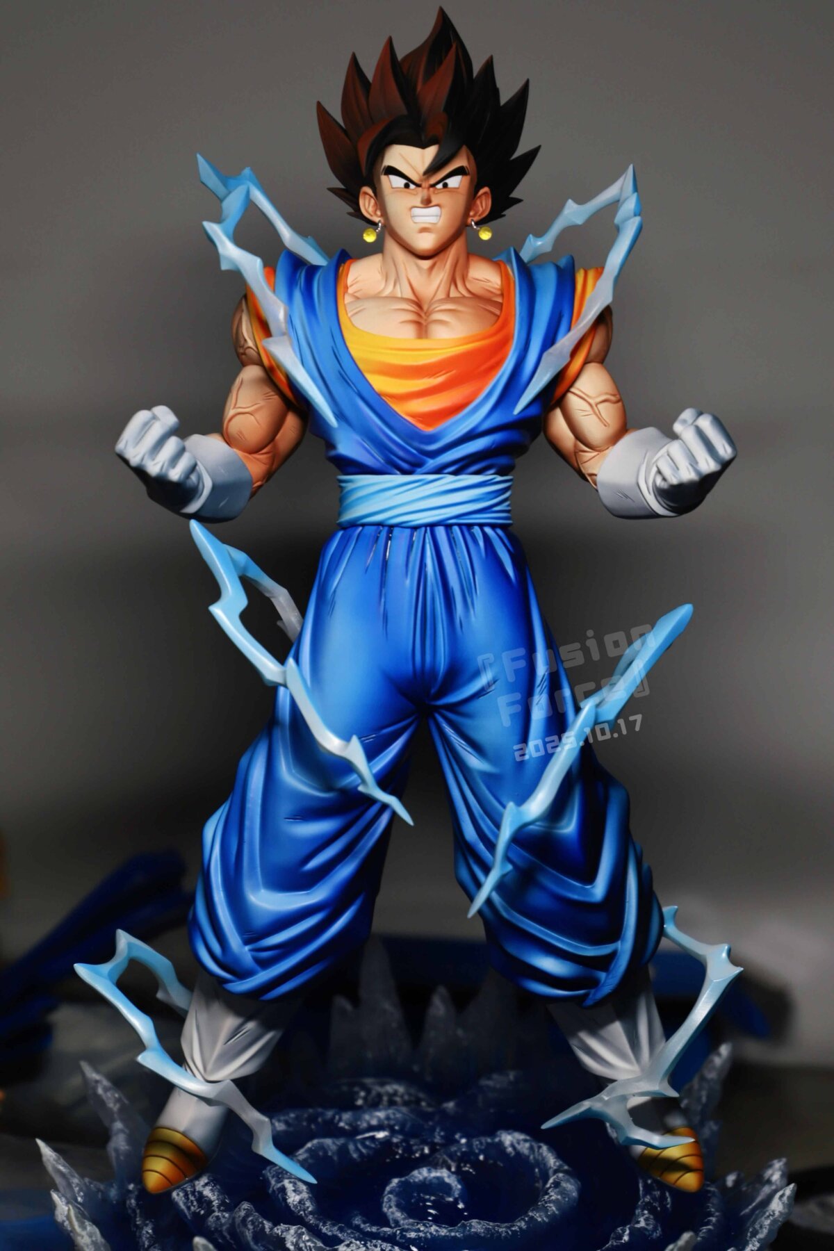 Fusion & Force Studio - Vegito 1/6 Fusion & Force Studio - Vegito 1/6 | anime collectible
