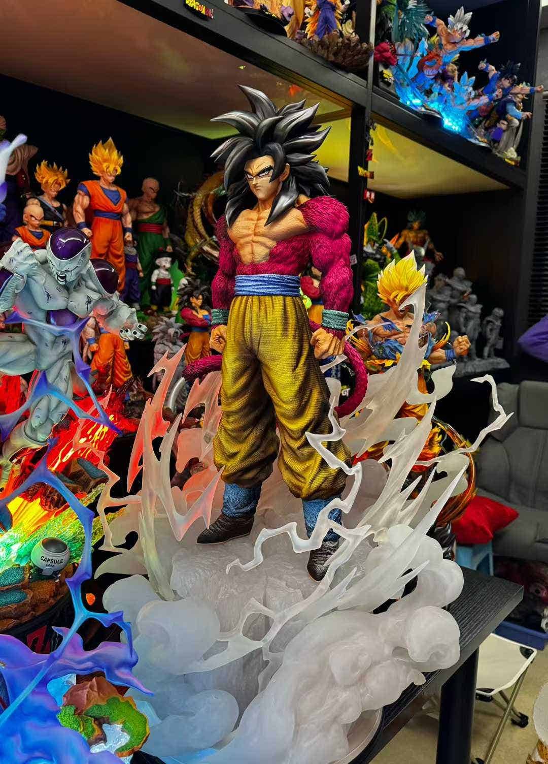 BUU - SSJ4 Goku Repaint BUU - SSJ4 Goku Repaint | anime collectible