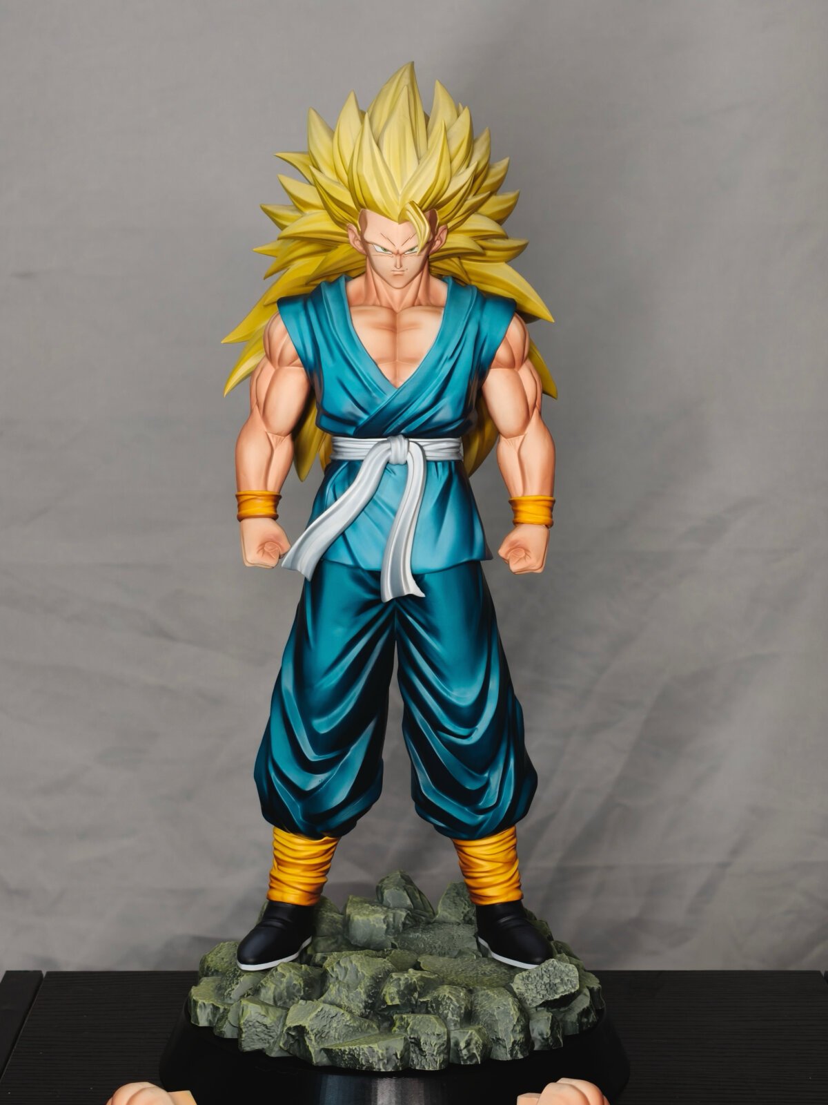 Juann Studio - Goku 1/6 | anime collectible