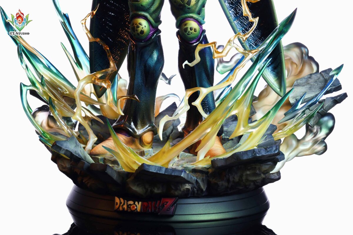 ET Studio - Perfect Cell ET Studio - Perfect Cell | resin statue
