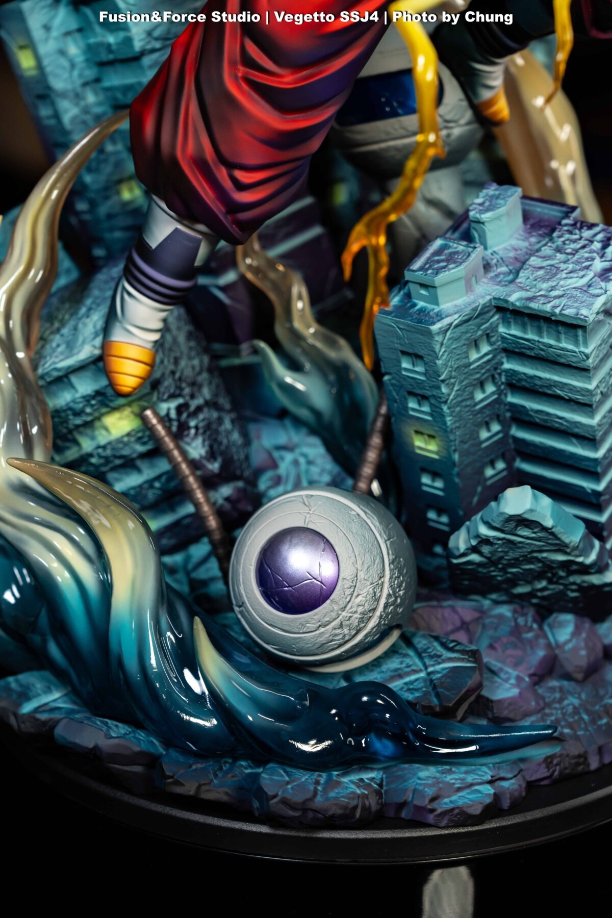 Fusion & Force Studio - Vegito 1/6 | resin statue