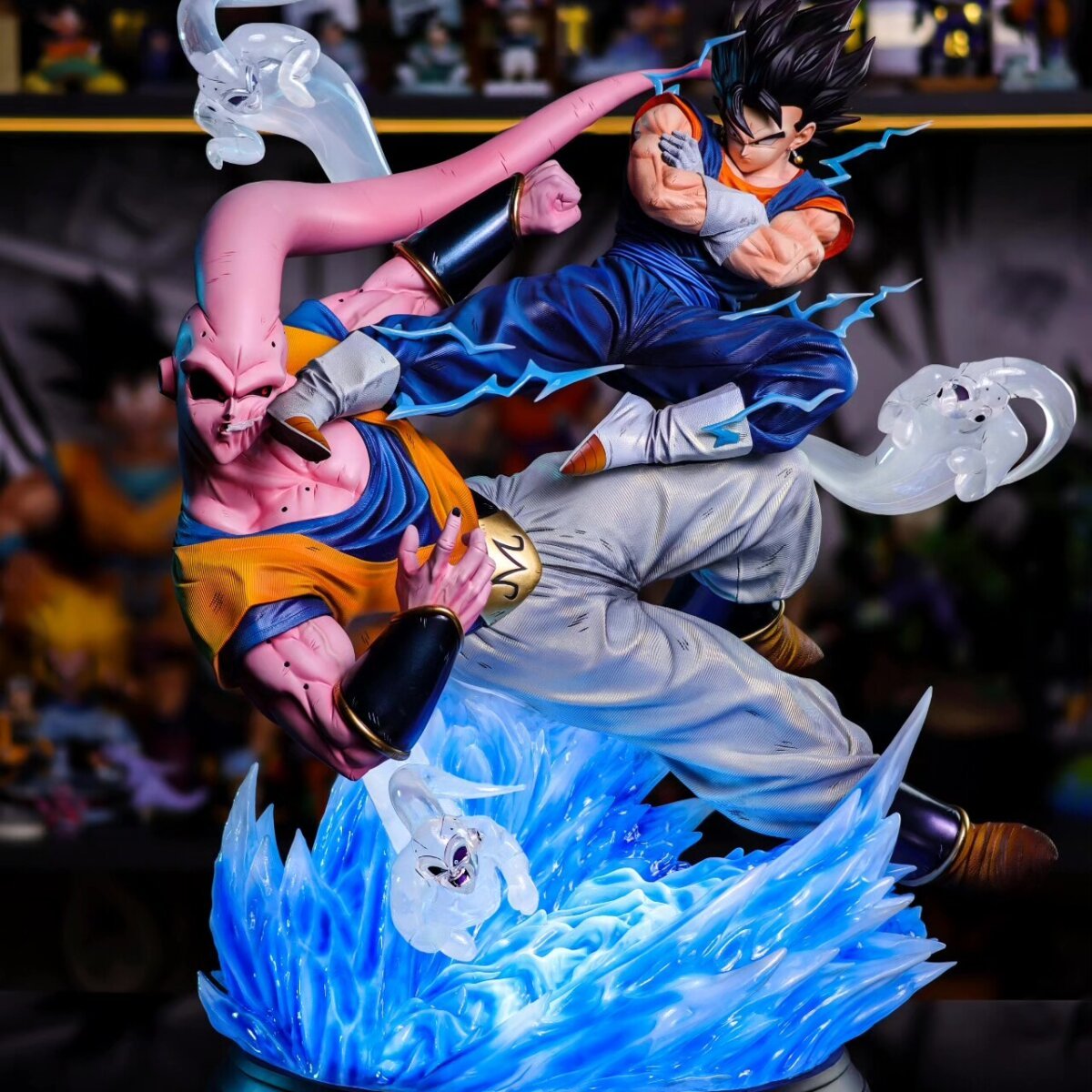 KDC - Vegito VS Buuhan 1/6 KDC - Vegito VS Buuhan 1/6 | resin statue