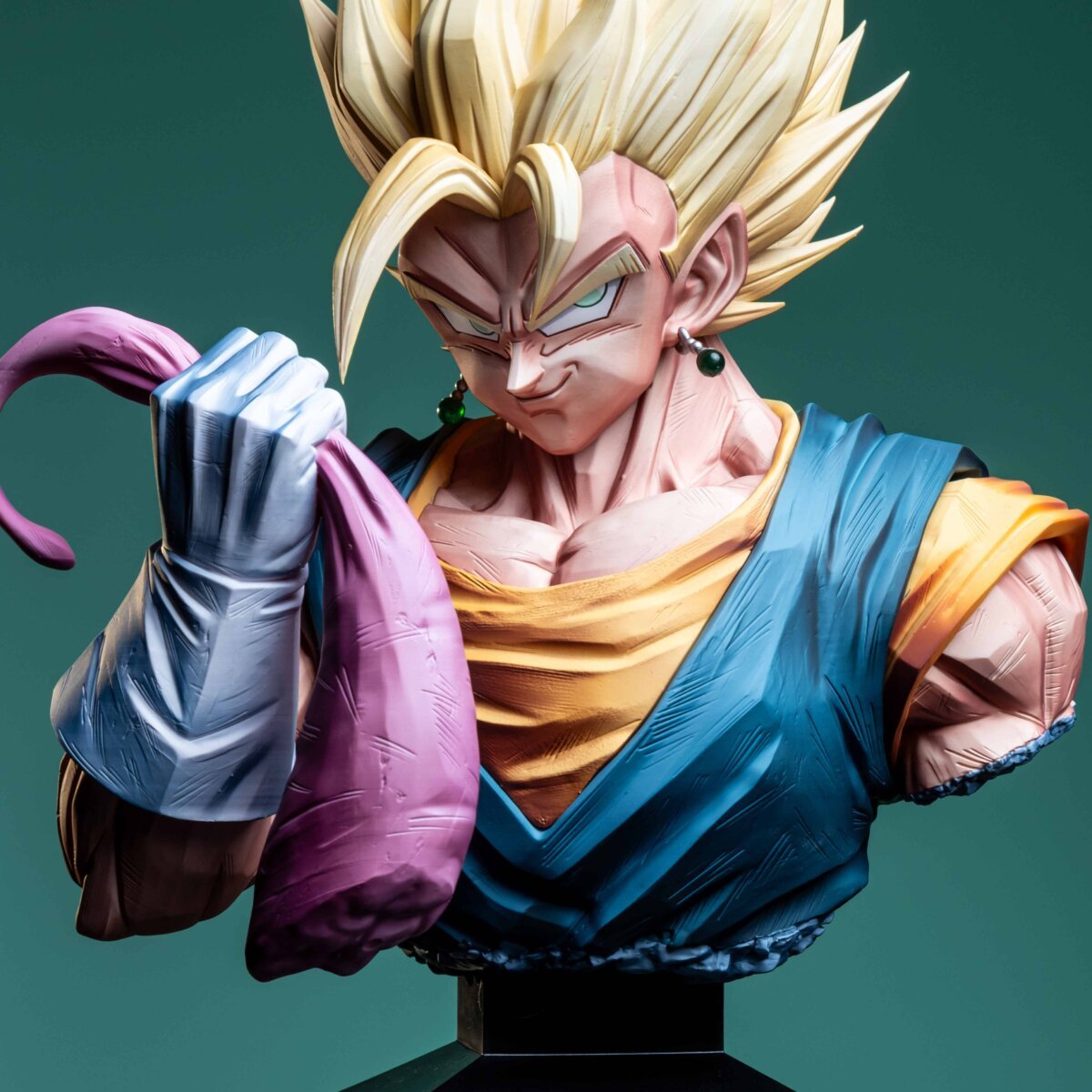 Burnout & Juann Studio - Vegito Bust 1/3 Burnout & Juann Studio - Vegito Bust 1/3 | resin statue