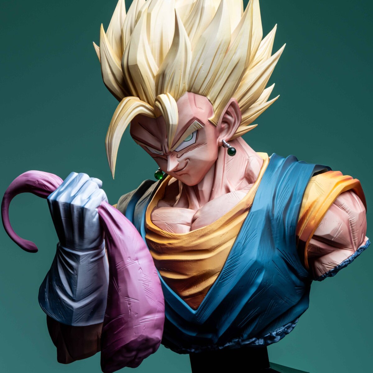 Burnout & Juann Studio - Vegito Bust 1/3 Burnout & Juann Studio - Vegito Bust 1/3 | anime figure